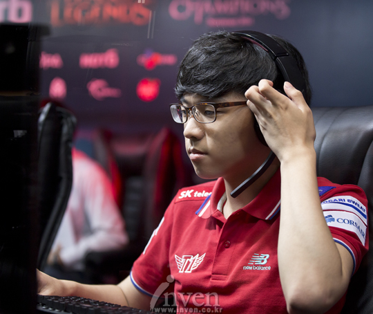 包含阿扎伦卡新星突破纪录表现惊艳，SKT未来可期！的词条