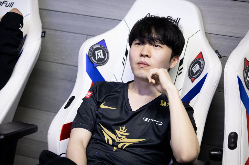 Rookie爆冷击败TL，挺进下一轮引爆全场！的简单介绍